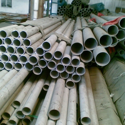 ท่อเหล็กไร้รอยต่อ 304L ขนาด 1220 มม. จัดเก็บยาที่มีความบริสุทธิ์สูง