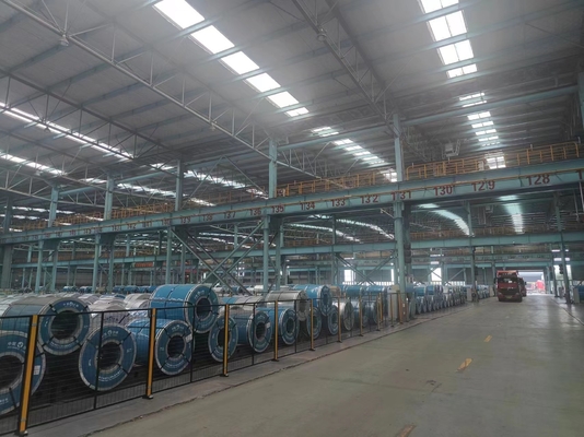 ความแข็งแรง โคลิปเหล็กก๊าบอน สีธรรมชาติที่กําหนดเอง Q195/Q235/Q345/A36